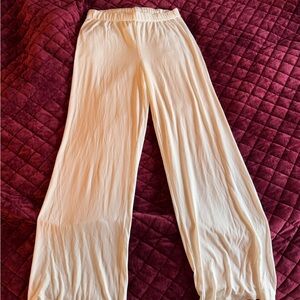 NWOT Skims Cream lounge pants
